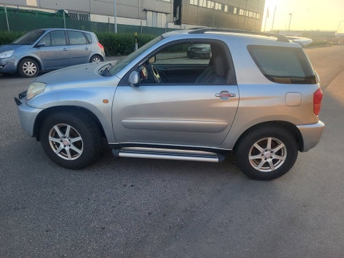 Toyoya RAV 4