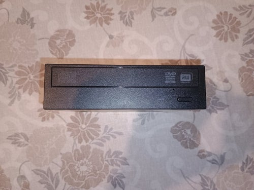 Säljer en HP DVD-brännare i bra skick.