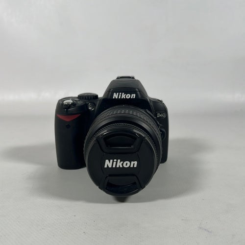 Nikon D40 systemkamera