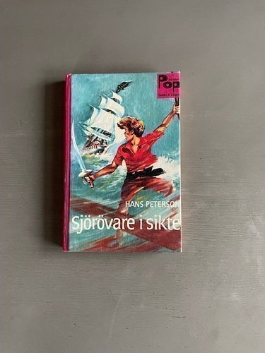 En Gammal Bok Sjörövare I Sikte
