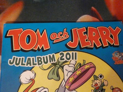 TOM & JERRY, JULALBUM 2011, TIDNING