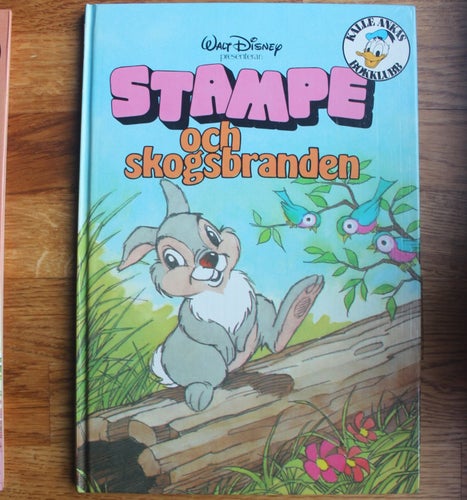 Stampe och skogsbranden 1982 Kalle ankas bokklubb