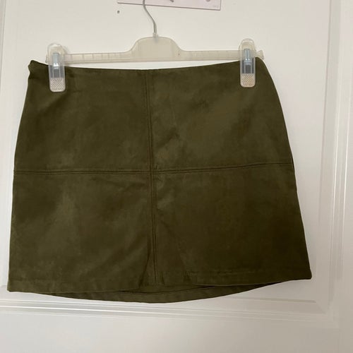 H&M grön kjol, storlek S