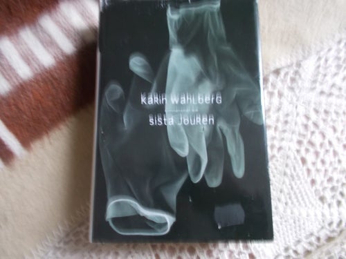 EN INBUNDEN BOK KARIN WAHLBERG SISTA JOUREN