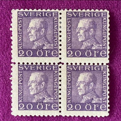 F179 C 4-Block, Gustav V i profil, lila 20 öre.