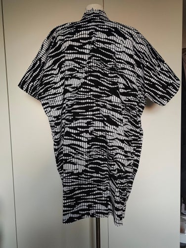 Svart, vit kimono