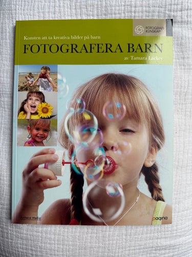 FOTOGRAFERA BARN av Tamara Lackey