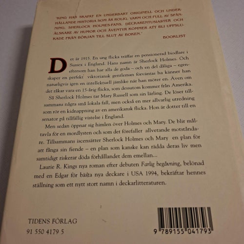 Drottningfällan - [detektivroman] av King, Laurie R (inb) 1995