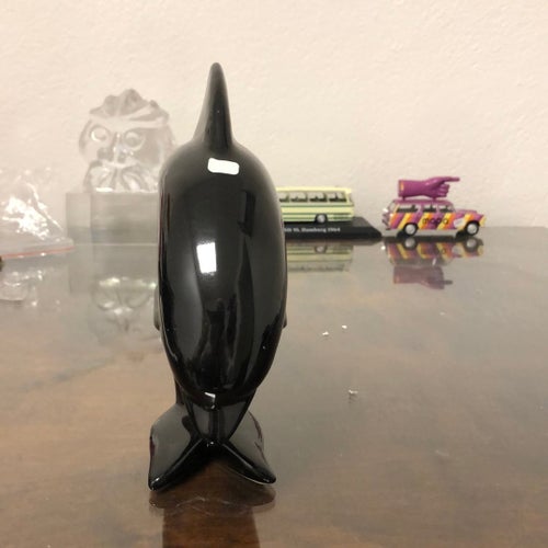 Svart Delfin i fint skick, stämplad
