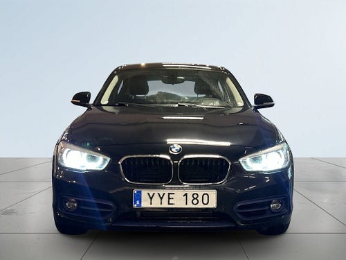 BMW 118d Sport Line xDrive Psensorer/MoK/S&V-hjul/Rattvärme/Navi
