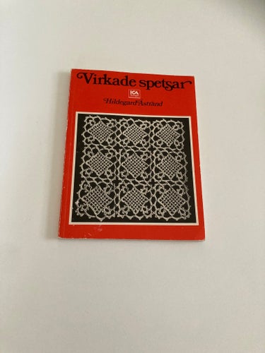 Virka spetsar av Hildegard Åstrand, 1975