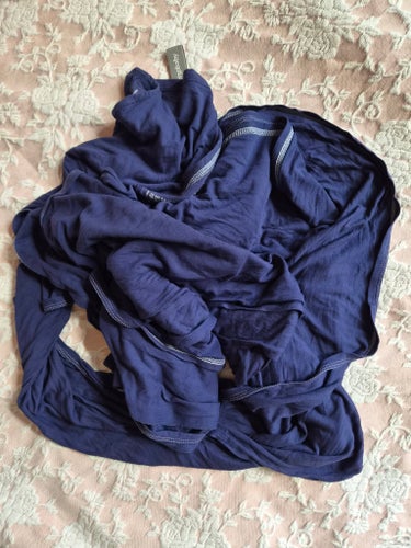 Ergobaby Aura Wrap mörblå/navy bärsjal