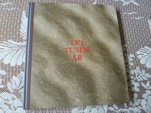 TIOTUSEN ÅR, 1993, BÖCKER