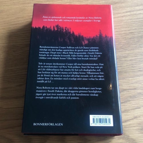 Dödligt villospår av Nora Roberts