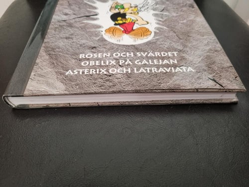 Asterix Den Kompletta Samlingen Inbunden Del : XI (11)