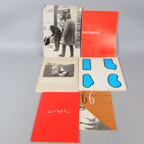 Konst- och fotoböcker: Claes Oldenburg, André Kertész m.fl. 1966-71