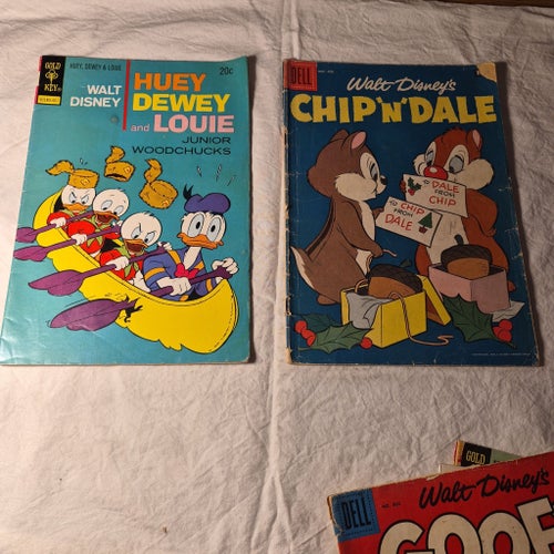 4 amerikanska Walt Disney's i blandat skick.