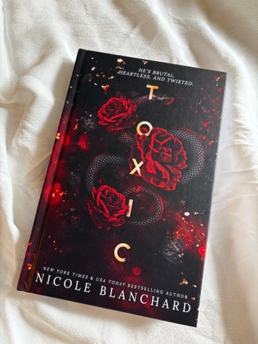 Toxic av Nicole Blanchard, 2023