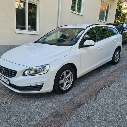 Volvo V60 T3 Geartronic, 152hk, 2018