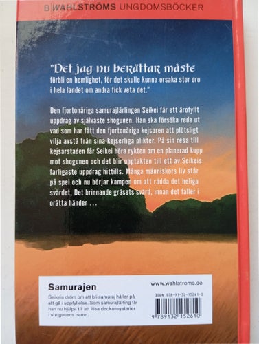 Samurajen: Det brinnande gräsets svärd av T & D Hoobler (2008)