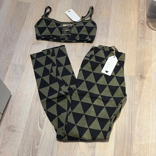 Sportlinne och leggings set storlek XS