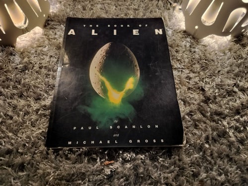 THE BOOK OF ALIEN av Paul Scanlon och Michael Gross