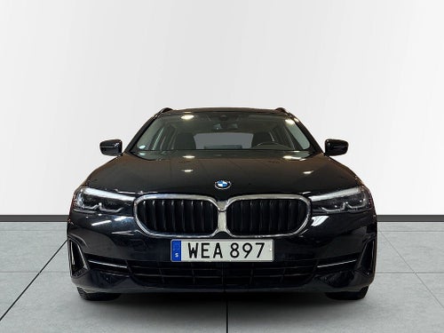 BMW 520d xDrive 520d Touring MOMS Bkamera Rattvärm HiFi-ljud S&V