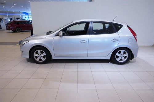 Hyundai i30 5d 1.6 CRDi 116hk Business Dragkrok