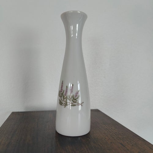 Hackefors porslinsvas med ljungmotiv – 16,2 cm