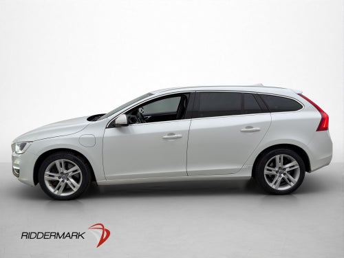 Volvo V60 Plug-in Hybrid AWD Summum Värmare VOC Drag Skinn