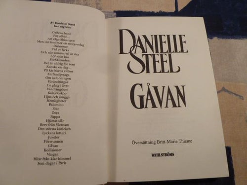 GÅVAN, D. STEEL, 1997,  BÖCKER