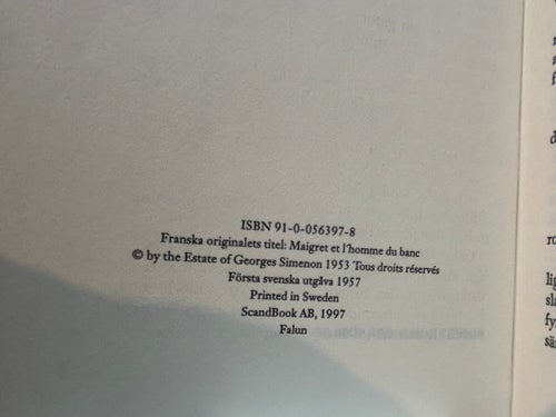 Maigret och mannen på bänken av Georges Simenon, bok, Very Fine plus