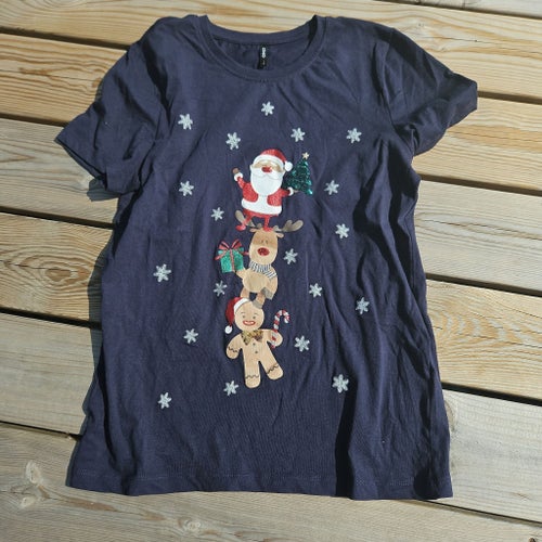 ONLY mörkblå t-shirt, storlek S