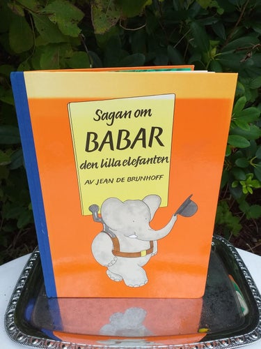 Sagan om Babar den lilla elefanten Rabén & Sjögren 1996 Fint skick
