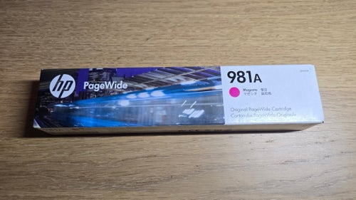 HP 981A, magenta PageWide-originalpatron oöppnad