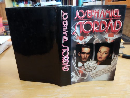 Stordåd av Joseph Amiel. Bok. Very Fine Plus