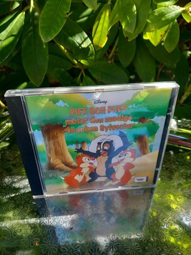 Piff och Puff möter den modige skunken Sylveste Disney klubben Fint skick