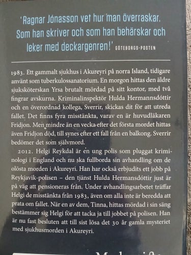 Vit död av Ragnar Jónasson, 2020