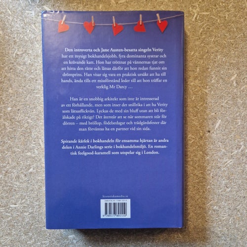 Spirande kärlek i bokhandeln för ensamma hjärtan (bok 2) av Annie Darling