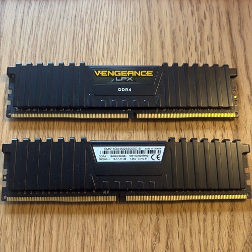 Corsair Vengeance LPX DDR4 RAM 16GB (2x8GB) 3000MHz
