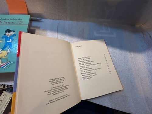 Bara roligt i Bullerbyn av Astrid Lindgren, Bok, Fine plus
