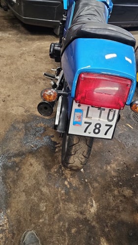 Suzuki GSX 750