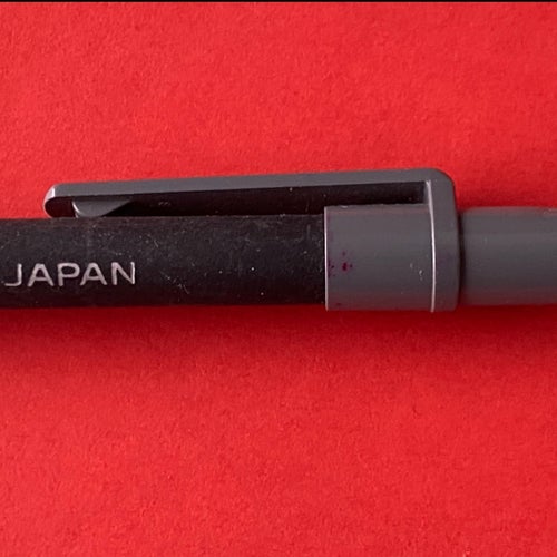 Japansk kvalitets penna IMPEGA 0,7 JAPAN stiftpenna, 0.7 blyertsstift, helt ny.