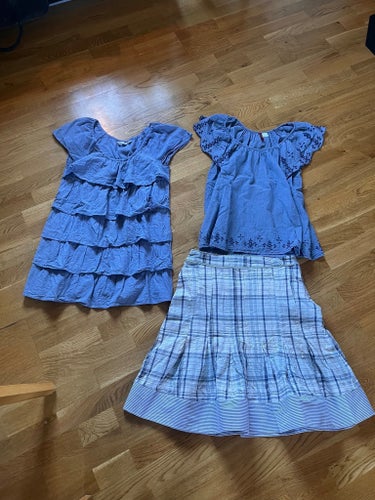 Sommarkläder stl 38 kjol, blus och klänning i blått