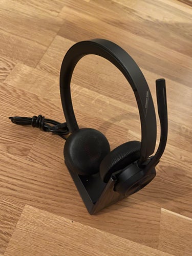 Poly V4320 series