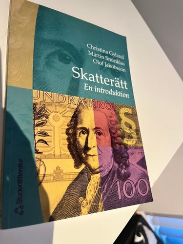 Skatterätt: En introduktion av Christina Gyland, Martin Smicklas, Olof