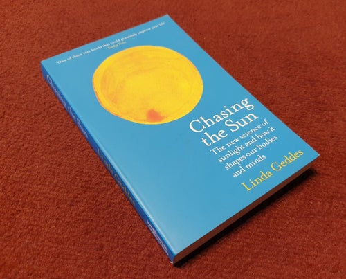 Chasing the Sun - Linda Geddes | Häftad/Softcover, import: engelsk text.