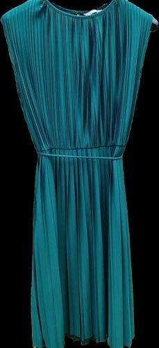 H&M mörkgrön emerald grön klänning, storlek M, nytt oanvänd . Festklänning