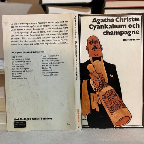 Cyankalium och Champagne av Agatha Christie, bok, Very good plus