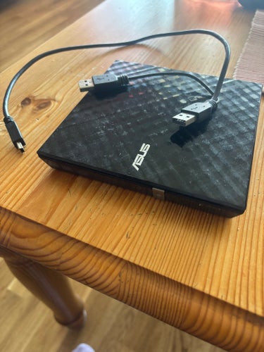 ASUS Extern DVD-läsare/brännare SDRW-08D3S-U